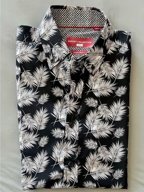 Report Collection Black and White Palm-Print Short Sleeve Button-Up Shirt